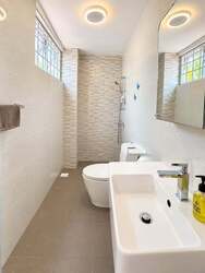 Sennett Estate (D13), Terrace #613794301